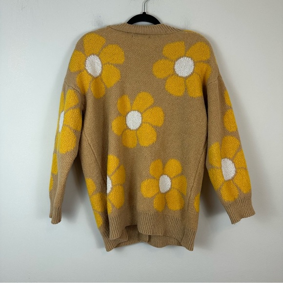 Shein | Yellow Daisy Flower Print Button Front Cardigan Size Large - Picture 6 of 6